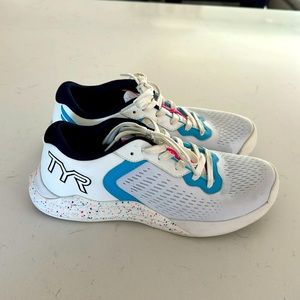 TYR CXT-1 Women’s 8.5